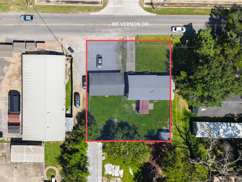 More Photos Of 196-198 Mount Vernon Dr, Lafayette Freestanding For Sale