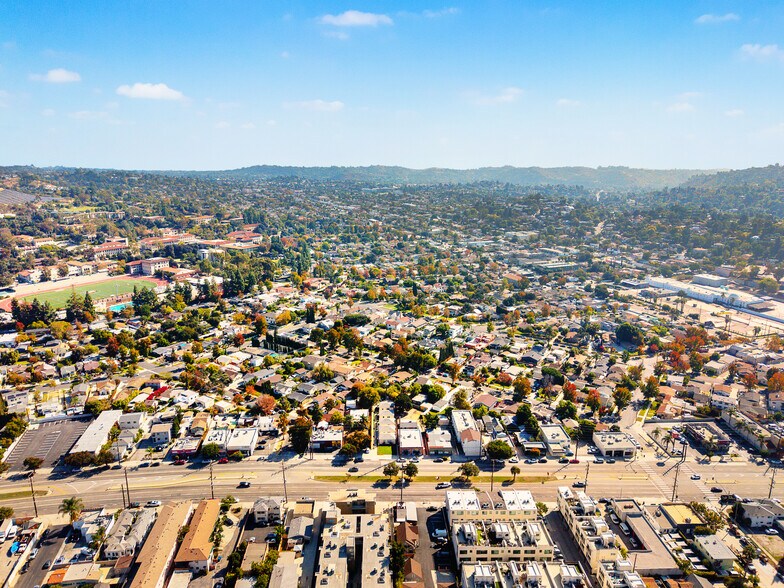 More Photos Of 4546 Eagle Rock Blvd, Los Angeles Apartments For Sale