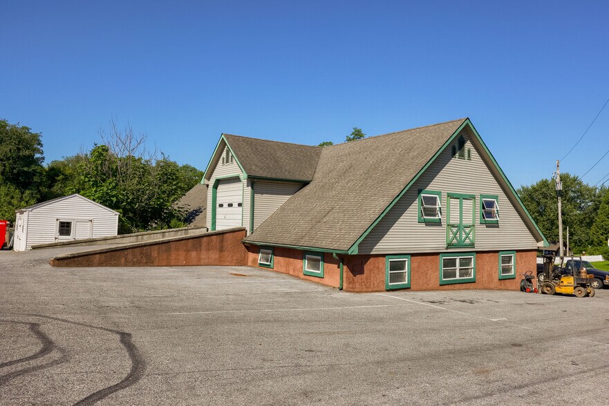 More Photos Of 197 Pencroft Dr N, Holtwood Industrial For Sale