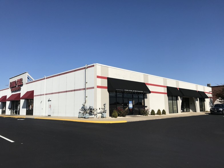 More Photos Of 1053 Grape St, Whitehall Freestanding For Sale