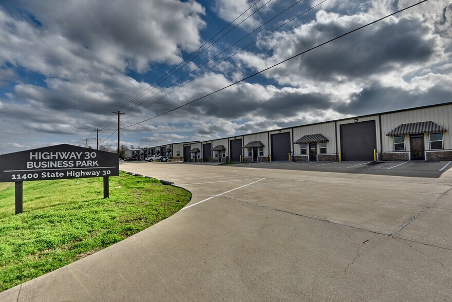 More Photos Of 11400 State Highway 30, College Station Warehouse For Lease