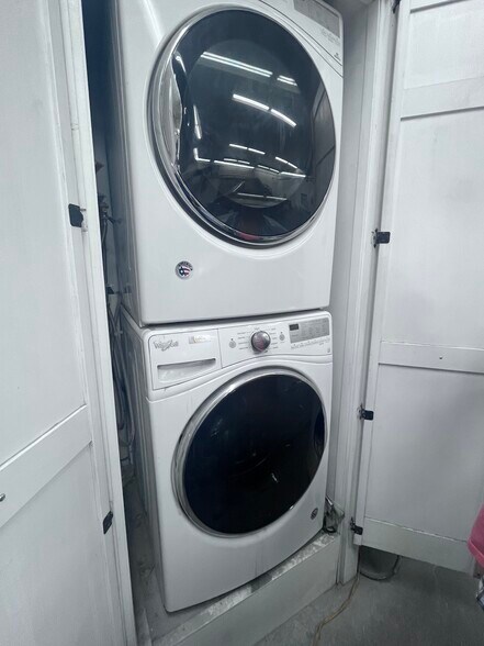 More Photos Of 620 Pond St, Woonsocket General Retail For Sale