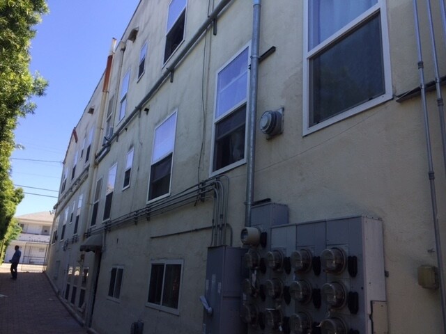 More Photos Of 1211 N Kenmore Ave, Los Angeles Apartments For Sale