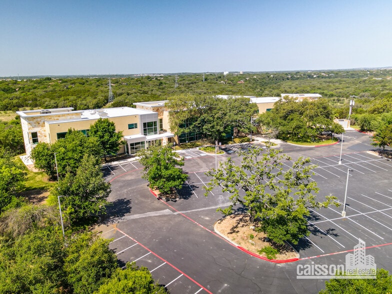 More Photos Of 17339 Redland Rd, San Antonio Office For Lease