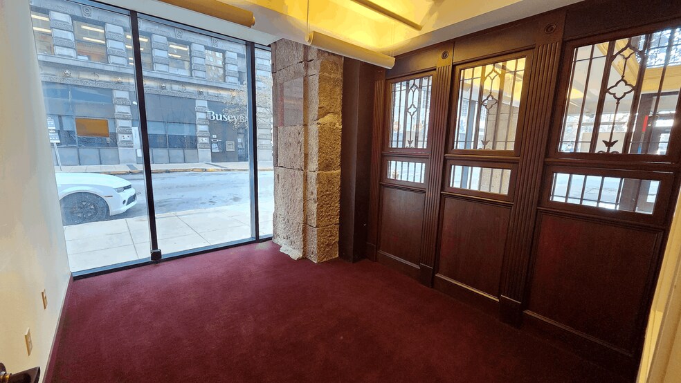 More Photos Of 822 Olive St, Saint Louis Office For Lease