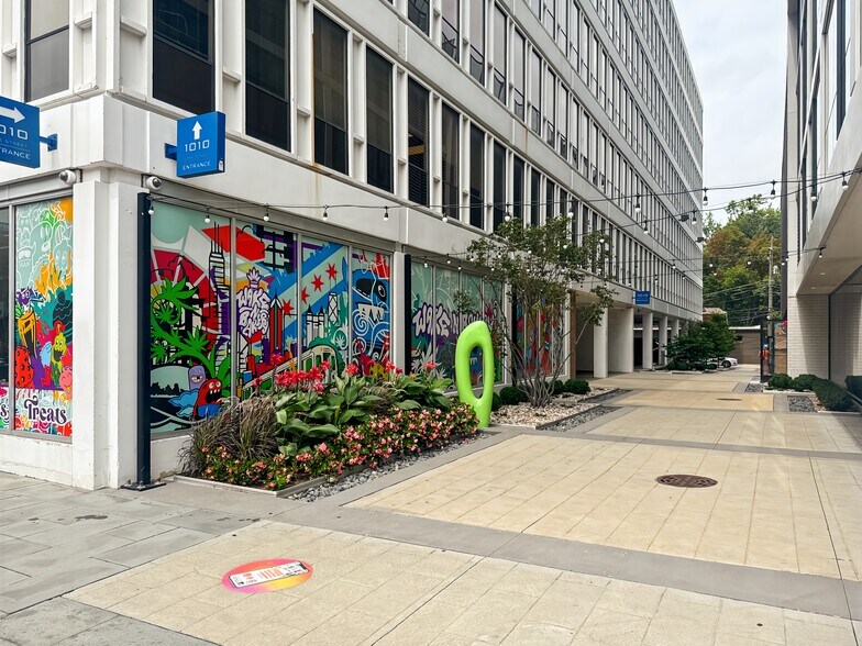 More Photos Of 1010 Lake St, Oak Park Coworking Space
