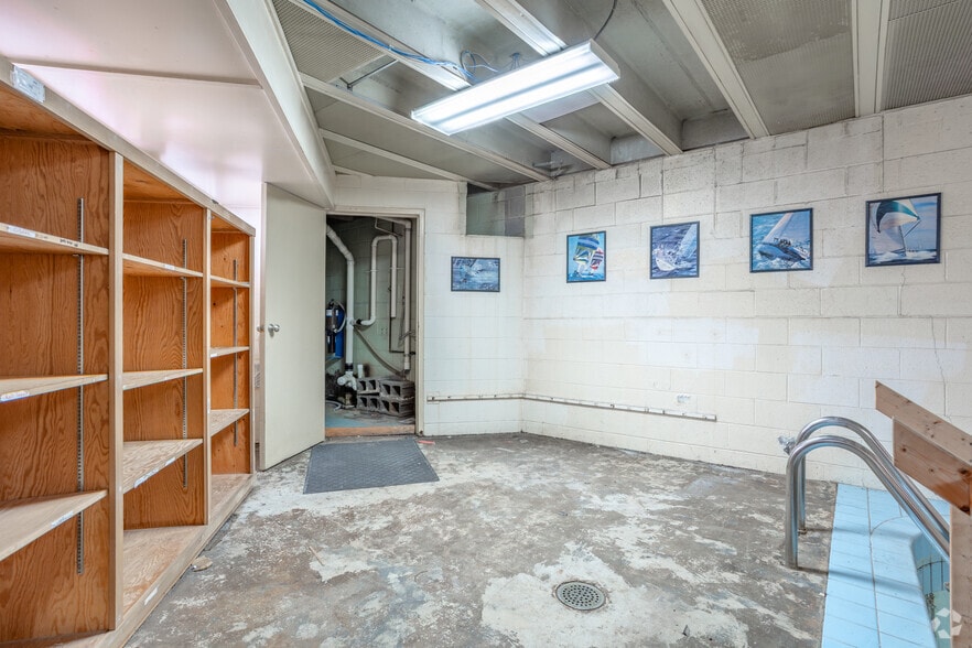 More Photos Of 505 Vistula St, Elkhart Medical For Sale