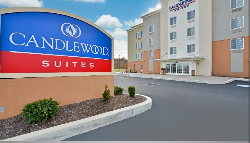 Primary Photo Of 413 Port View Dr, Harrisburg Hotel For Sale