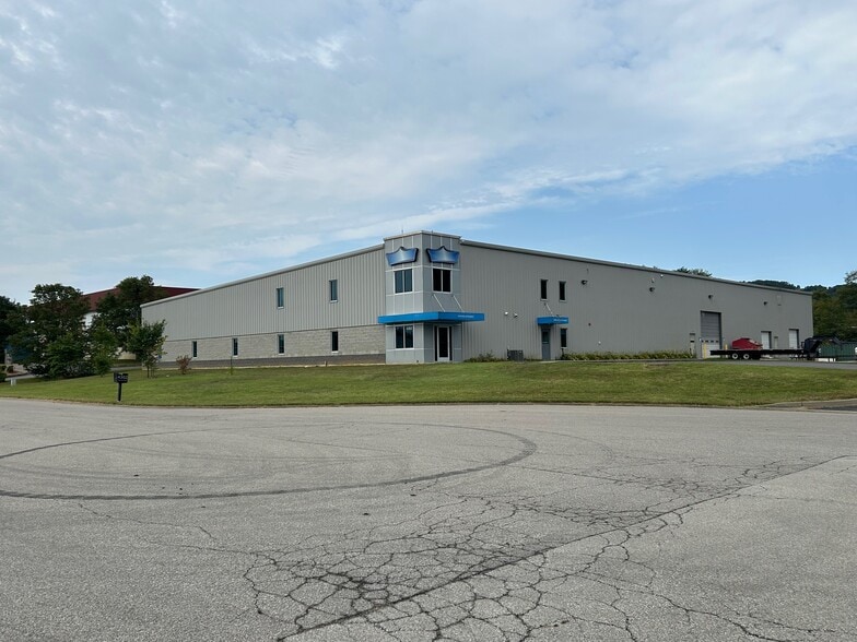 Primary Photo Of 4302 Security Pky, New Albany Manufacturing For Lease