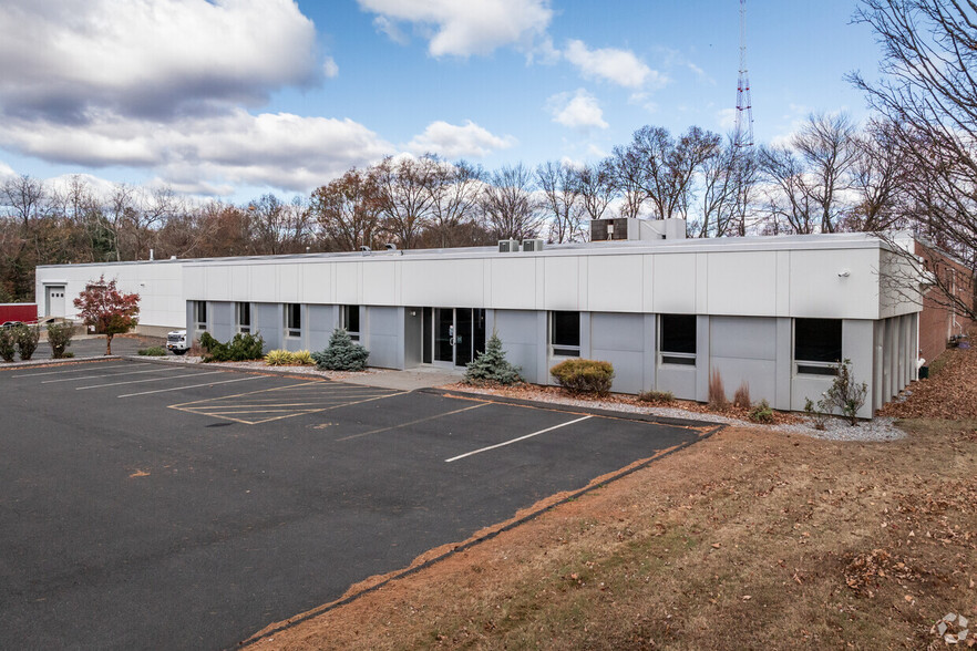 Primary Photo Of 6 Britton Dr, Bloomfield Warehouse For Lease