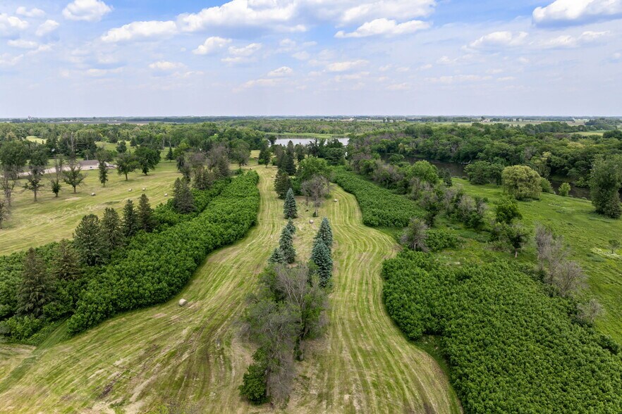 More Photos Of 3700 11th Pl NE, Austin Lodge Meeting Hall For Sale