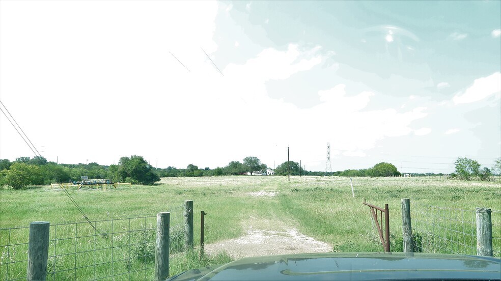 More Photos Of 1136 County Road 212, Smiley Land For Sale