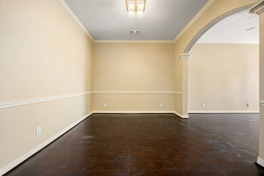 More Photos Of 12989 Bellaire Blvd, Houston Storefront For Sale