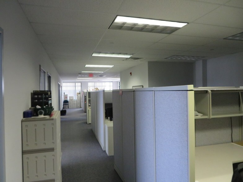 More Photos Of 92 E Main St, Somerville Office For Lease