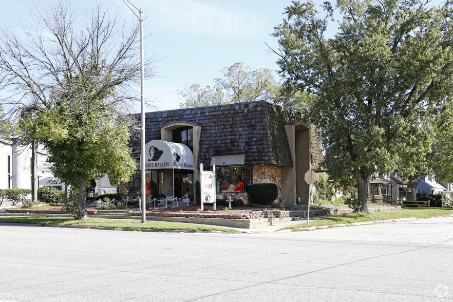 Primary Photo Of 11359 S Harlem Ave, Worth Freestanding For Lease