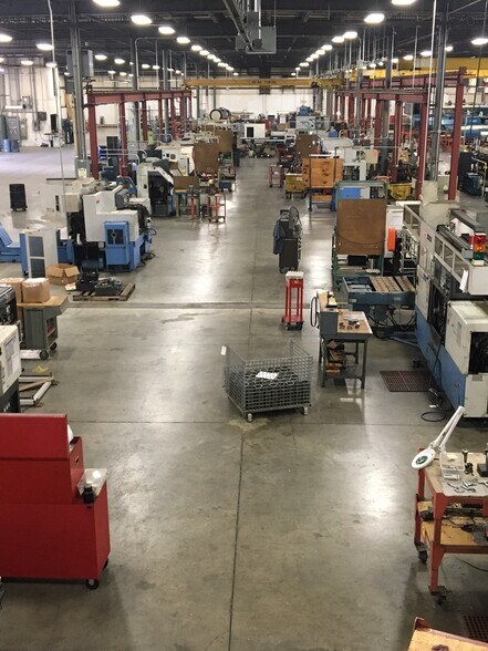 More Photos Of 892 Callendar Blvd, Painesville Manufacturing For Sale