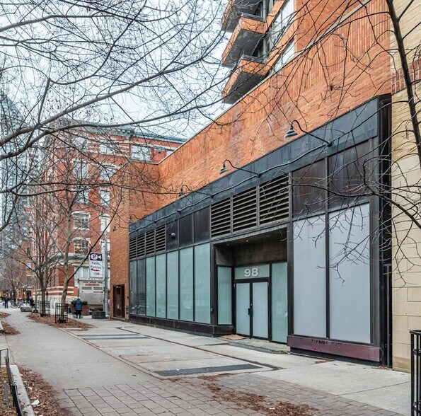 More Photos Of 71-75 Front St E, Toronto Apartments For Sale