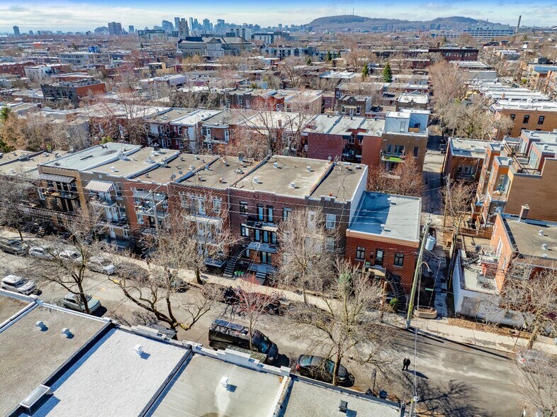 More Photos Of 5558-5566 Av 10E, Montréal Apartments For Sale