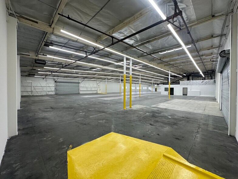 More Photos Of 13821 Marquardt Ave, Santa Fe Springs Manufacturing For Lease