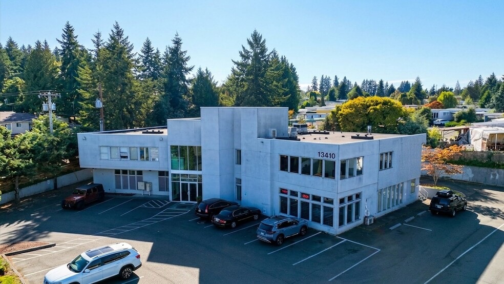 Primary Photo Of 13410 Highway 99, Everett Medical For Sale