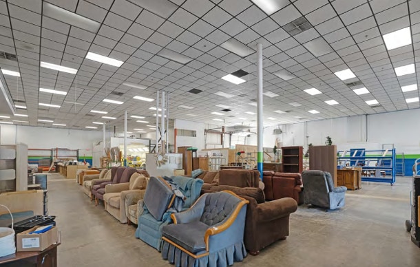 More Photos Of 9 Washington St, Attleboro Freestanding For Lease