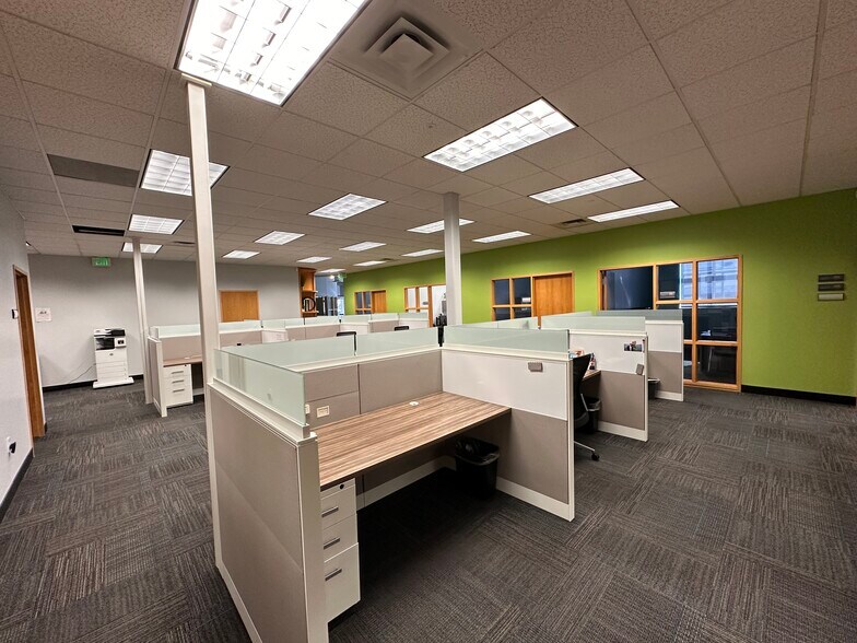 More Photos Of 132 E 13065 S, Draper Office For Lease