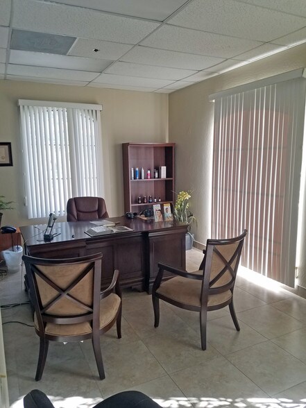 More Photos Of 4450 S Rural Rd, Tempe Office For Sale