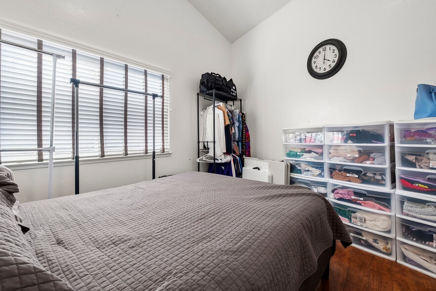 More Photos Of 1230 Vancouver Way, Livermore Assisted Living For Sale