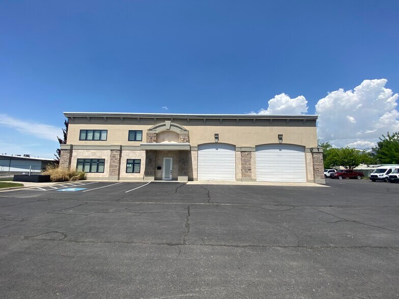 More Photos Of 2441 S 1560 W, Woods Cross Manufacturing For Lease