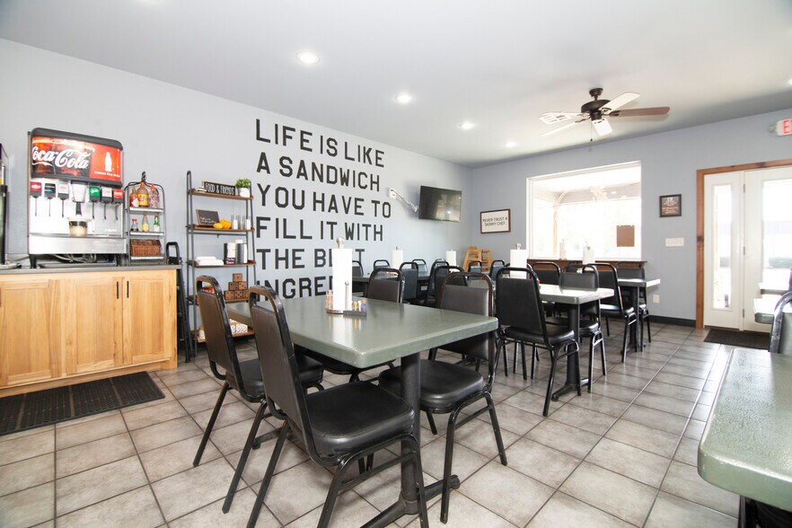 More Photos Of 407 W Main St, Marlow Restaurant For Sale