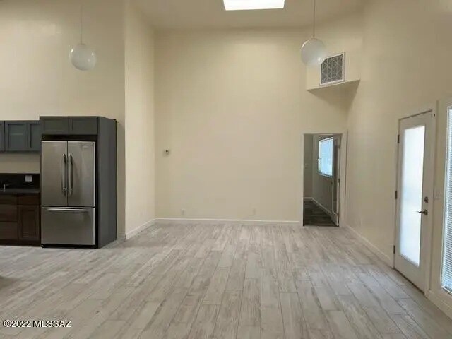 More Photos Of 104 N Center Way, Benson Auto Repair For Sale