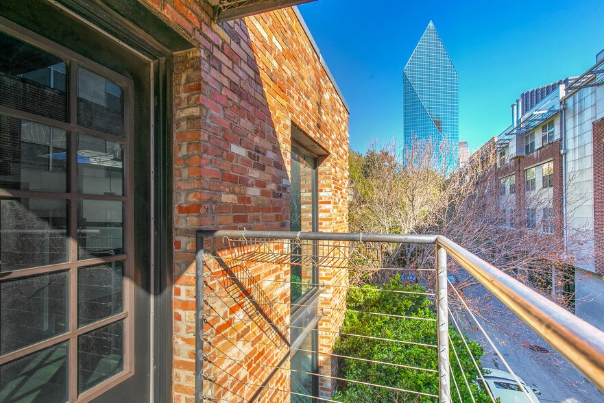 More Photos Of 1801 Laws St, Dallas Office Residential For Lease