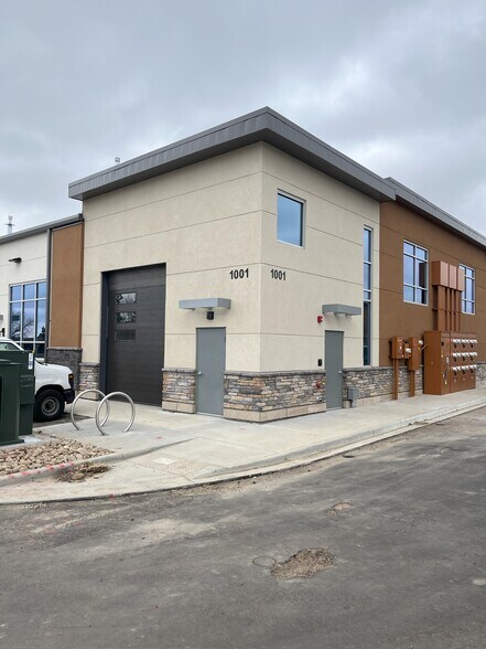 More Photos Of 1001 Depot Hill, Broomfield Showroom For Sale