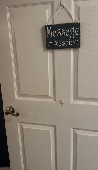 More Photos Of 10158 Niagara Falls Blvd, Niagara Falls Storefront Retail Office For Lease