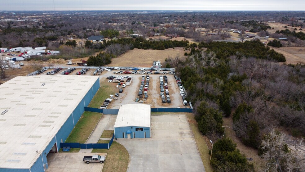 More Photos Of 3035 NE 23rd St, Oklahoma City Industrial For Sale