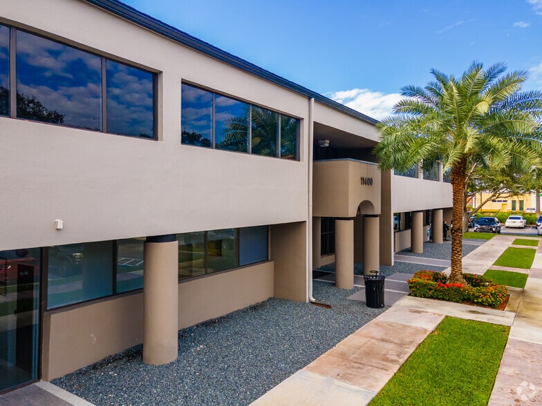 More Photos Of 11400-11440 N Kendall Dr, Miami Unknown For Lease