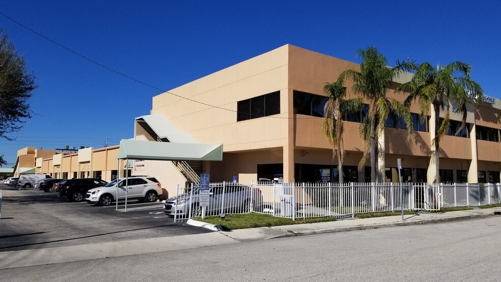 More Photos Of 2200 N Florida Mango Rd, West Palm Beach Light Distribution For Lease
