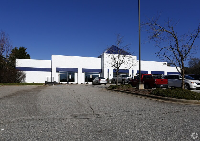 More Photos Of 1540 Mechanical Blvd, Garner Showroom For Sale