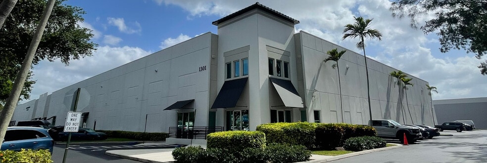 Primary Photo Of 1301-1304 NW 84th Ave, Miami Warehouse For Lease