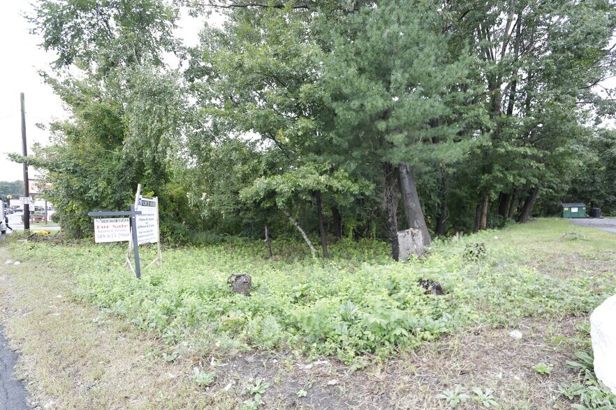 More Photos Of 0 Plaistow Rd, Haverhill Land For Sale