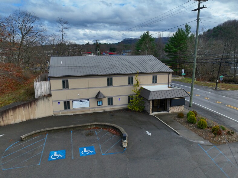 More Photos Of 725 Ritter Dr, Daniels Storefront Retail Office For Lease