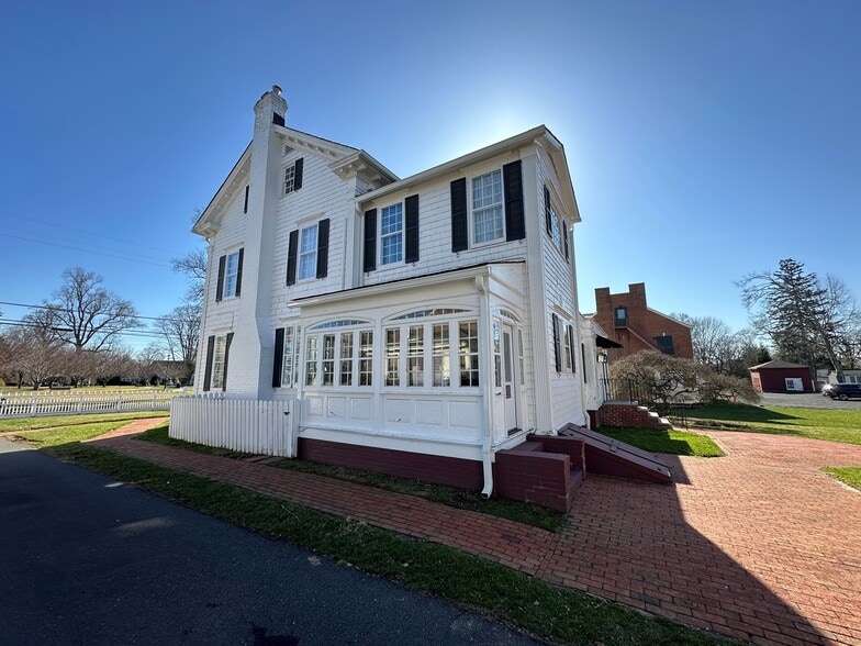 More Photos Of 78 Court St, Freehold Office Residential For Sale