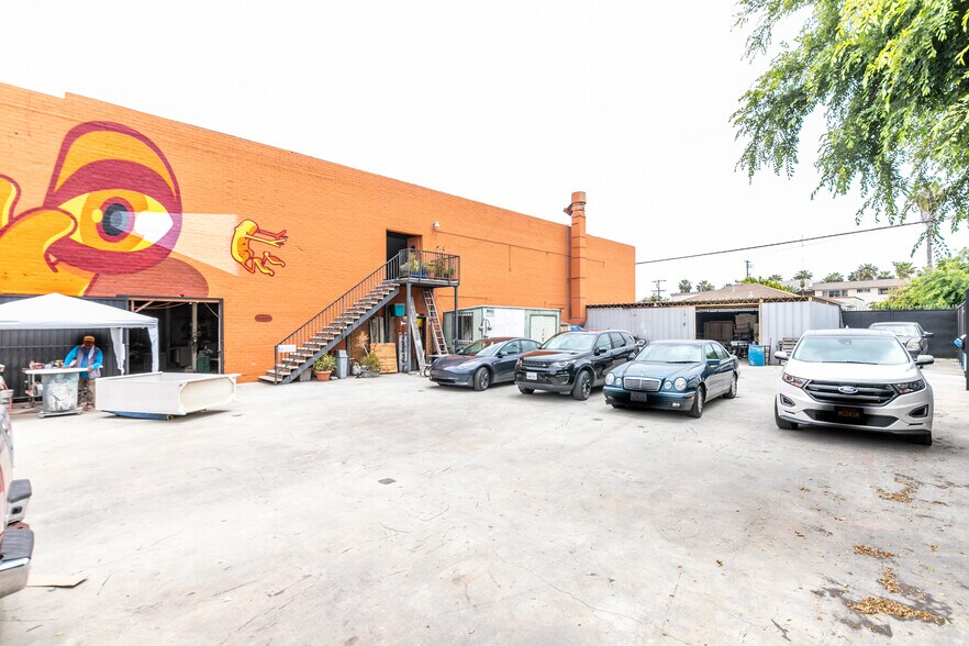 More Photos Of 4606-4620 W Jefferson Blvd, Los Angeles Warehouse For Lease