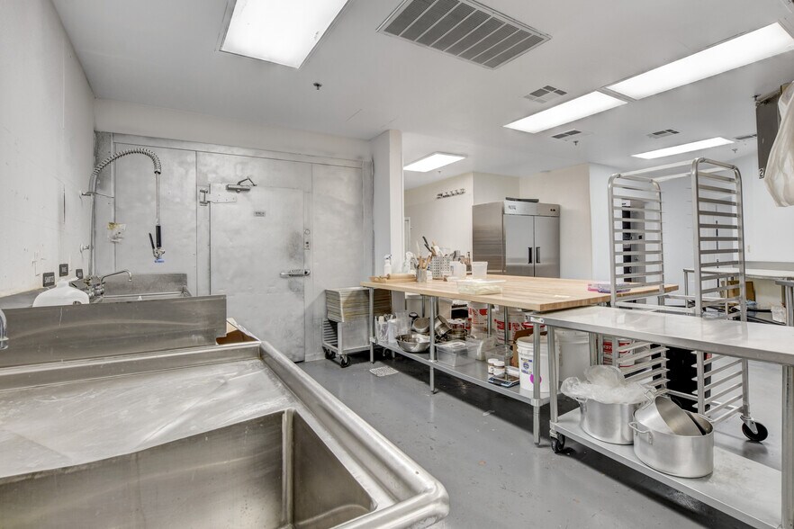 More Photos Of 4375 S Buffalo Dr, Las Vegas Storefront Retail Office For Sale