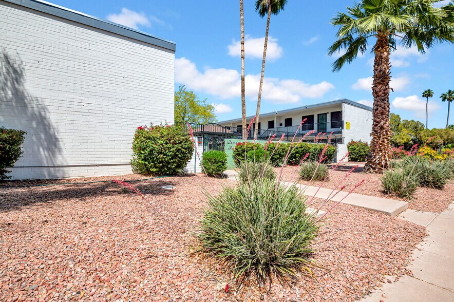 More Photos Of 1942 W Berridge Ln, Phoenix Apartments For Sale