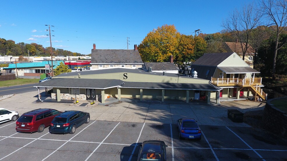 More Photos Of 2912 Old Nazareth Rd, Easton General Retail For Sale