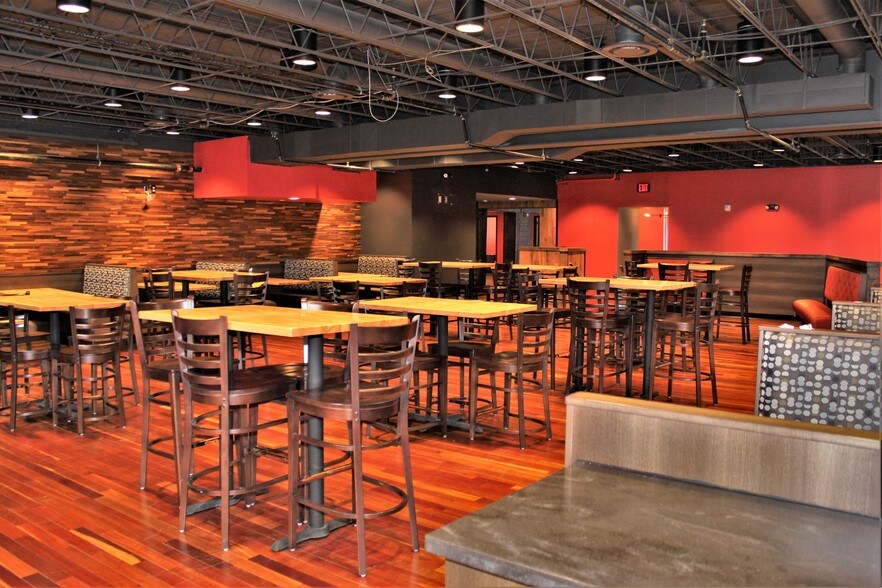 More Photos Of 204 S High St, Baltimore Restaurant For Lease