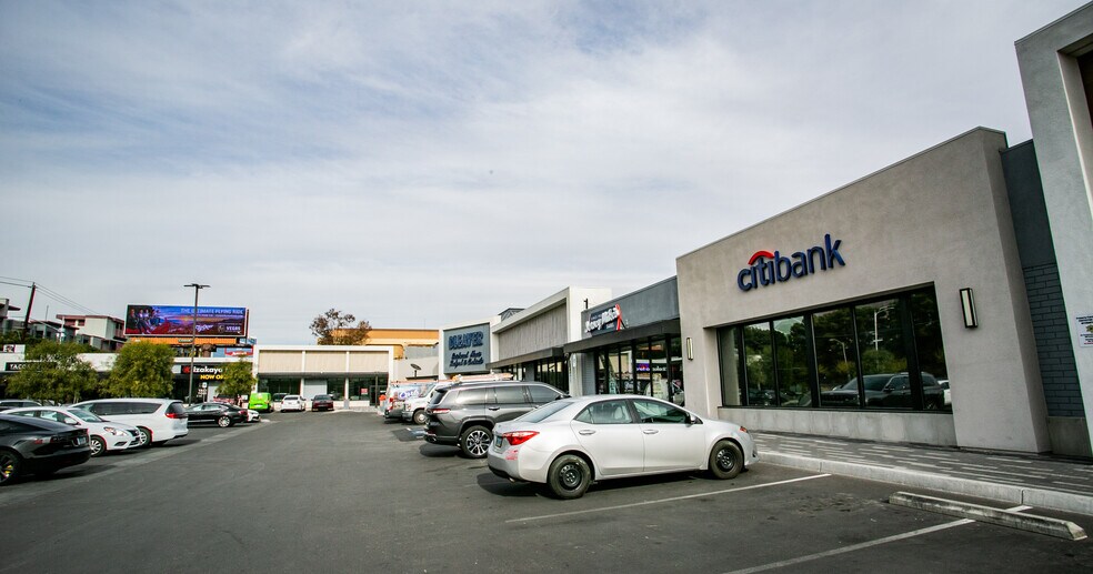 More Photos Of 3900-3910 Paradise Rd, Las Vegas Unknown For Sale