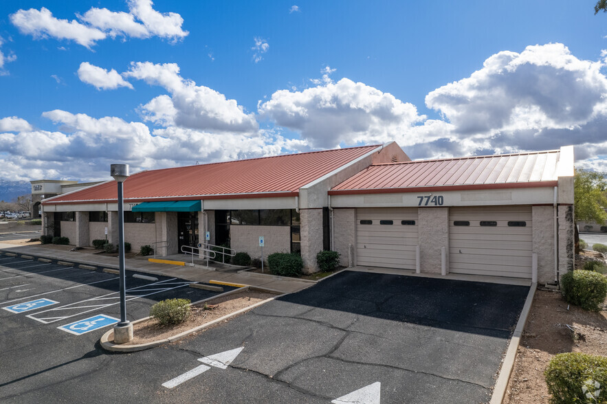 Primary Photo Of 7740 E Speedway Blvd, Tucson Freestanding For Lease