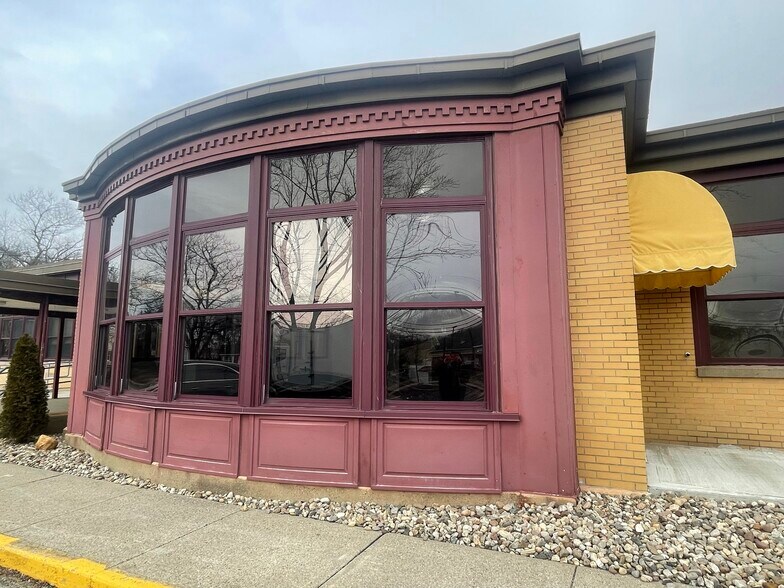 More Photos Of 740 Colonel Ledyard Hwy, Ledyard Storefront For Lease